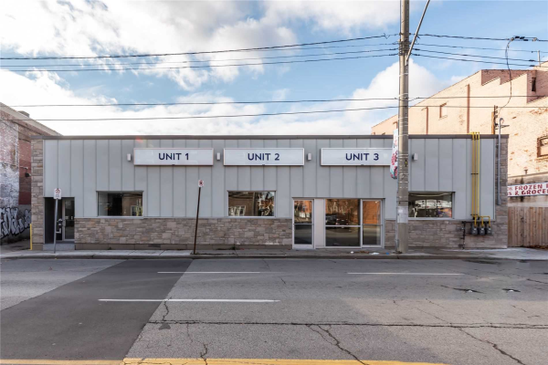 444 Barton St E, Hamilton