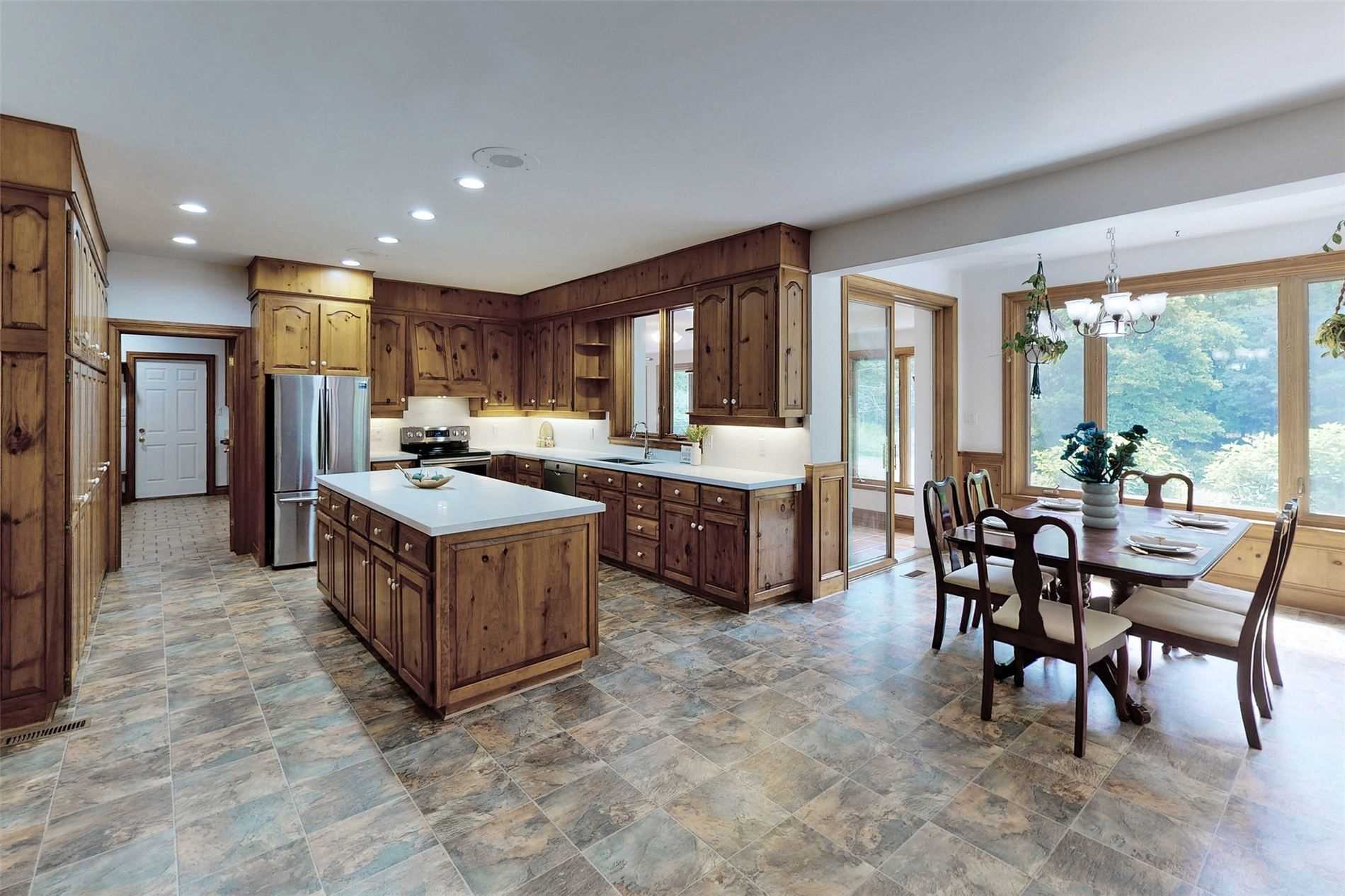 902 Shaver Road