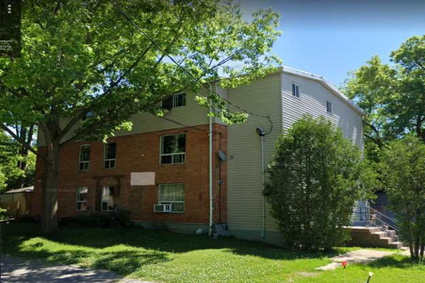 37 Bond St S, Hamilton
