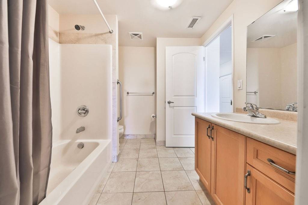 Listing X5869541 - Large Photo # 25