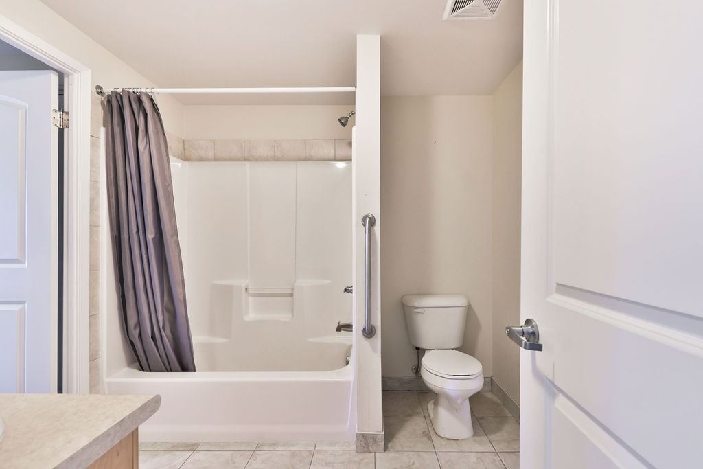 Listing X5869541 - Large Photo # 24