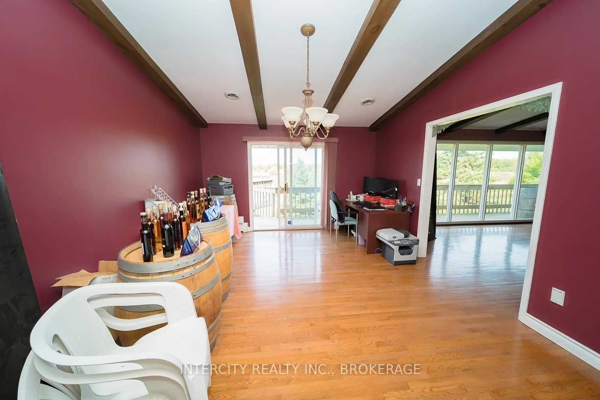 450 Queenston Rd