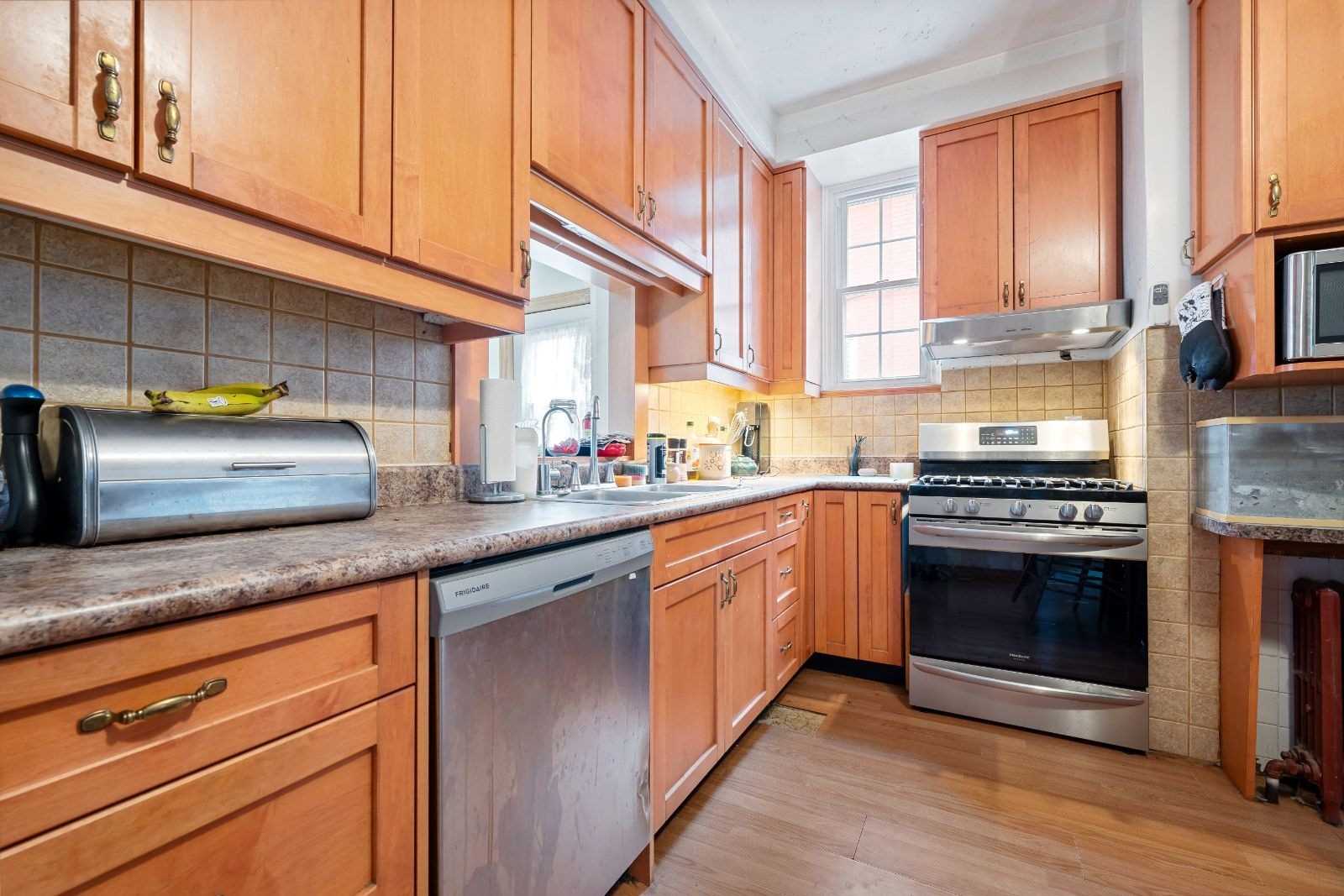 Listing X5870846 - Large Photo # 4