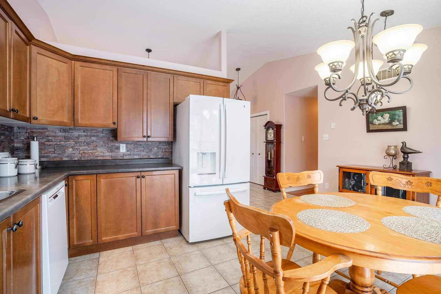 Listing X5871860 - Large Photo # 11
