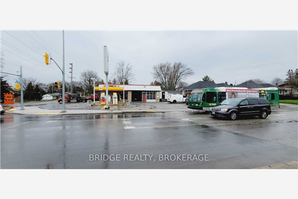 703 Devonshire Ave, Woodstock
