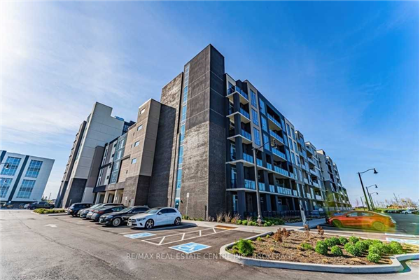 16 Concord Pl, Grimsby