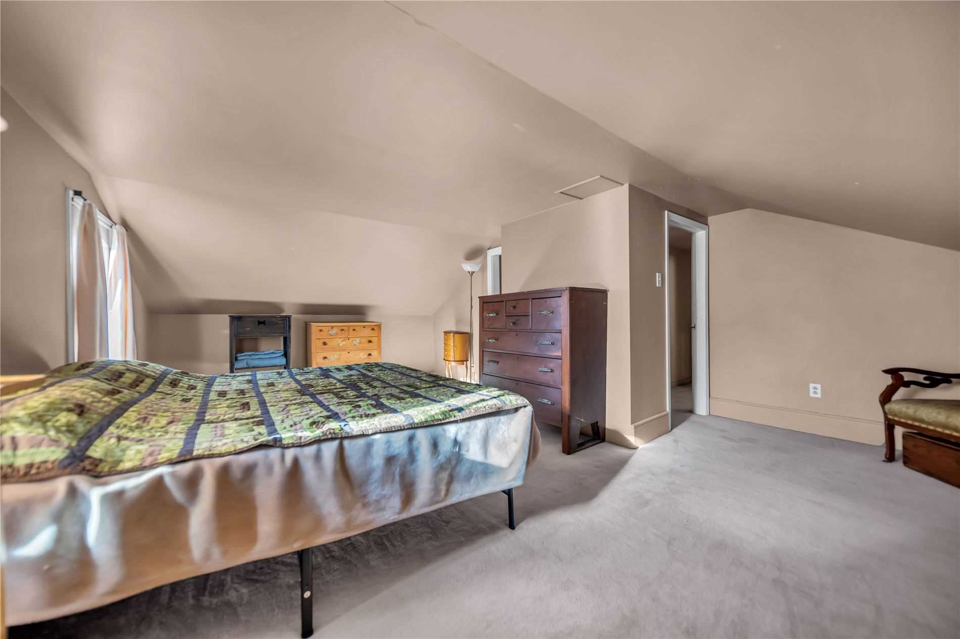 Listing X5873213 - Large Photo # 15
