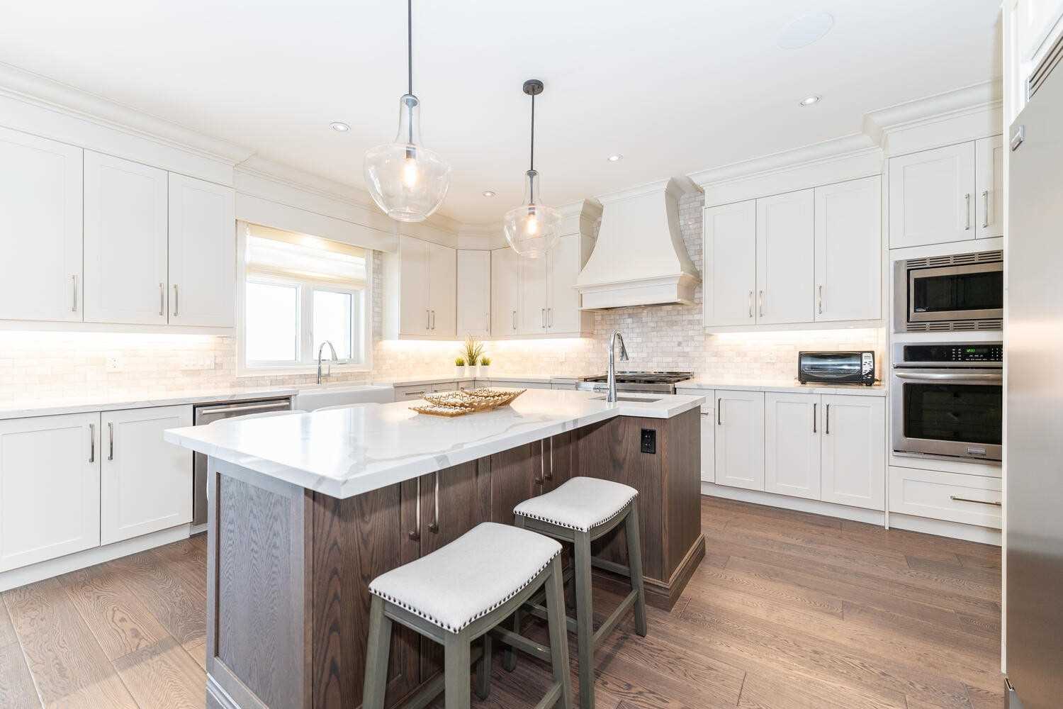 101 Lampman Dr
