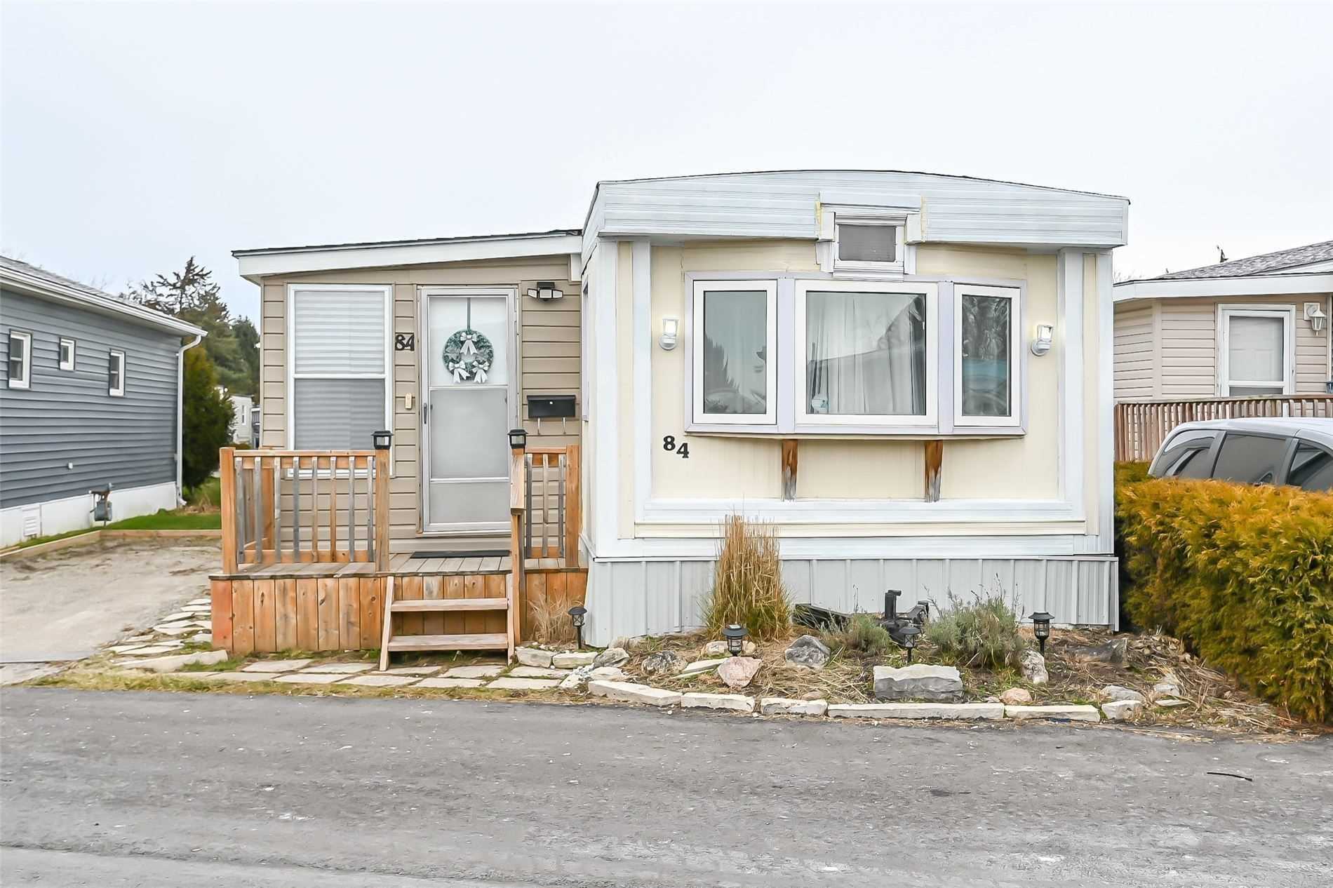 2189 Dundas St, #84