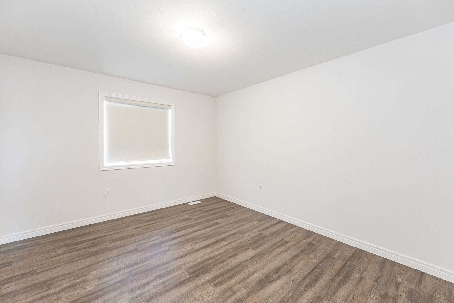 Listing X5873818 - Large Photo # 30