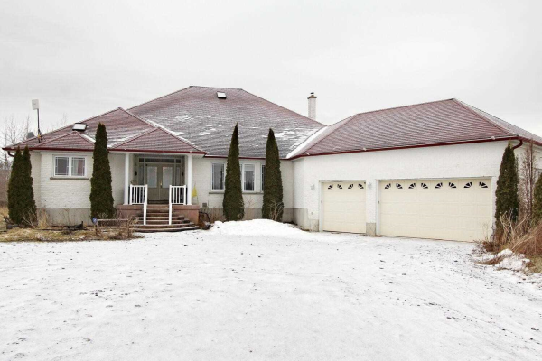 504386 Highway 89, Amaranth