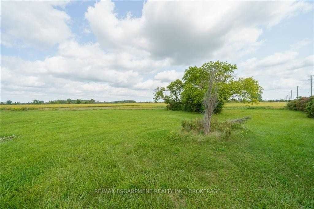 535 #20 Haldimand Rd