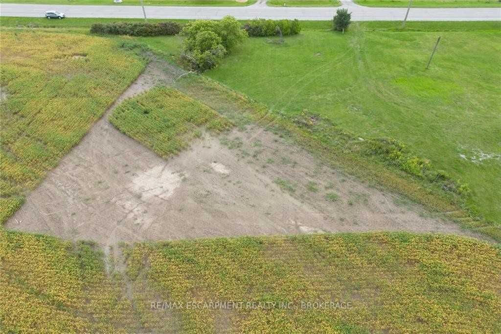 535 #20 Haldimand Rd