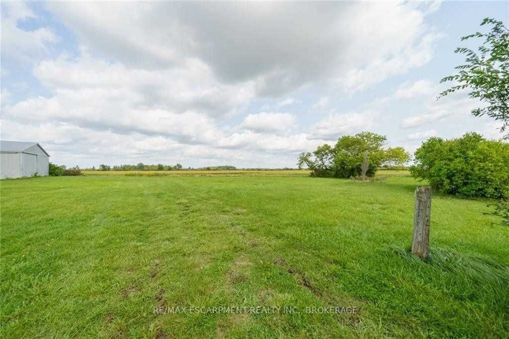 535 #20 Haldimand Rd