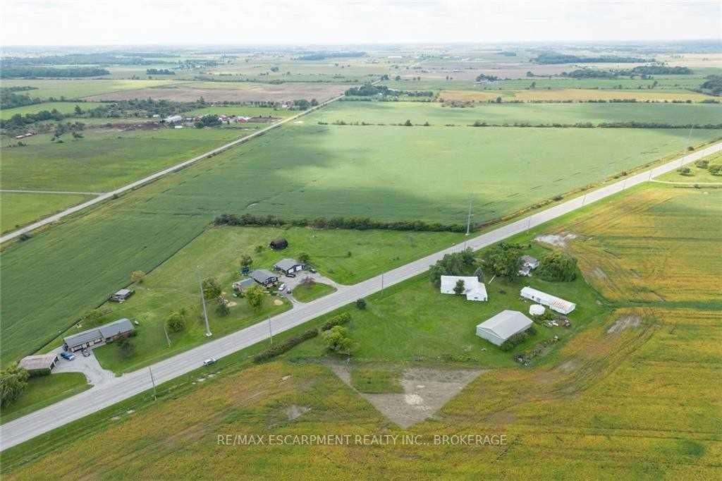 535 #20 Haldimand Rd