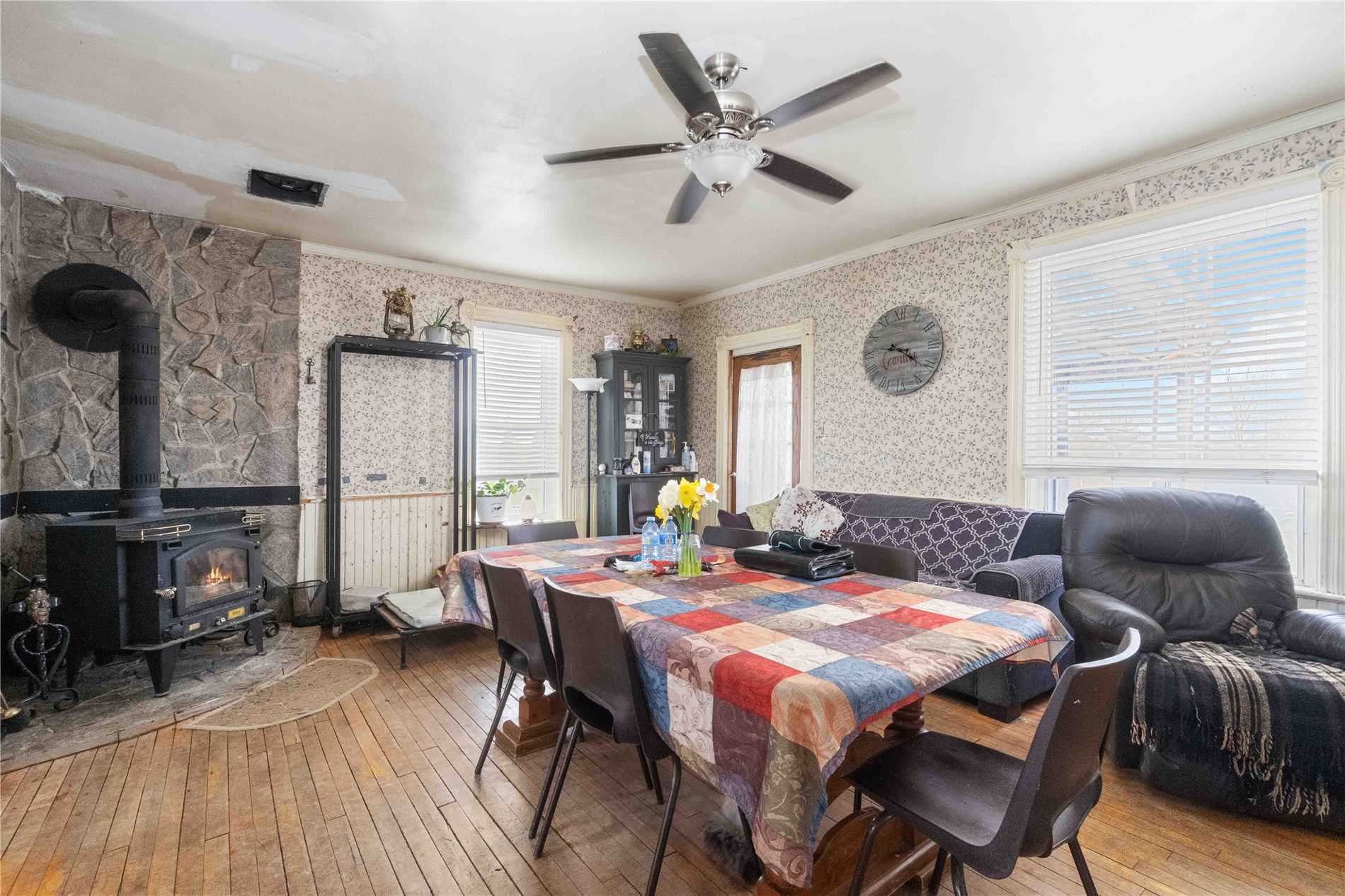 572 Cottage Rd