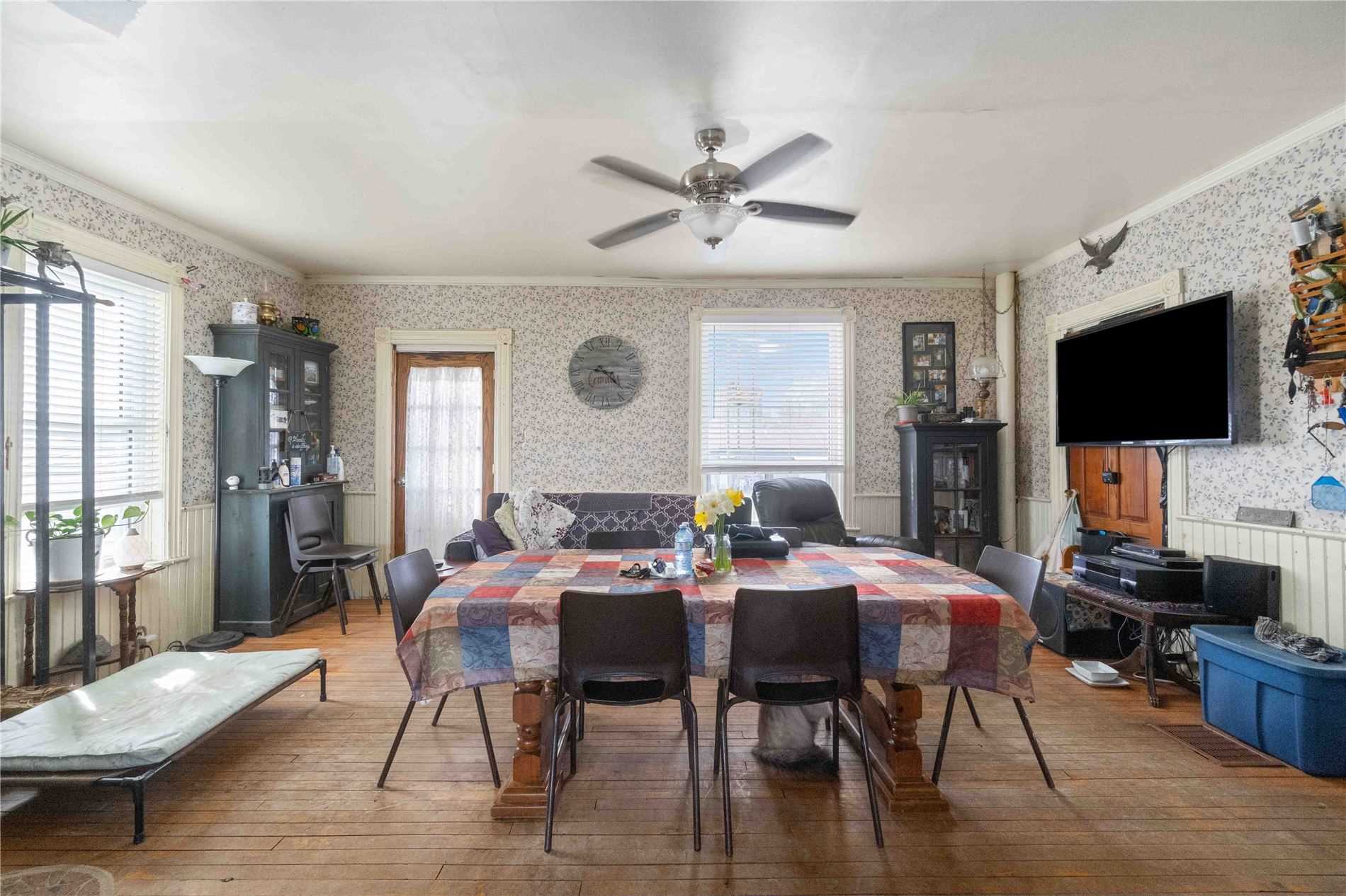 572 Cottage Rd