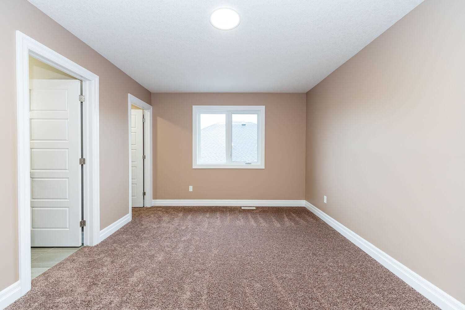 Listing X5875891 - Large Photo # 29