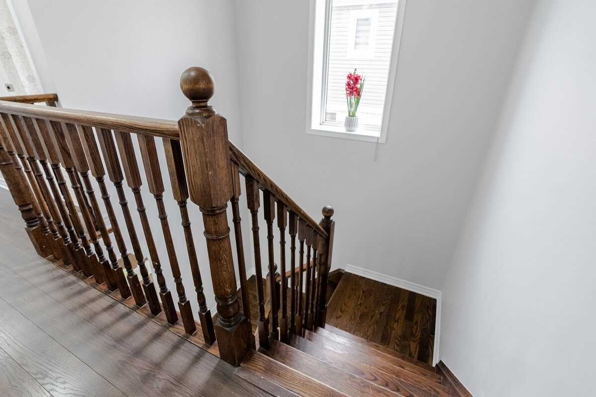 455 Guelph Avenue, #16