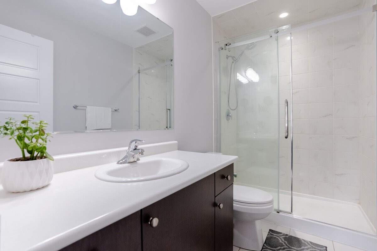 455 Guelph Avenue, #16