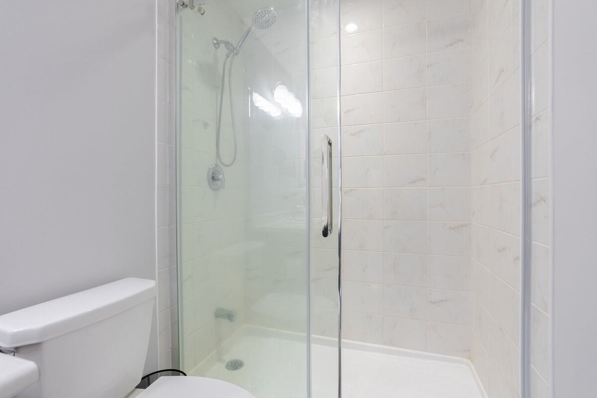 455 Guelph Avenue, #16