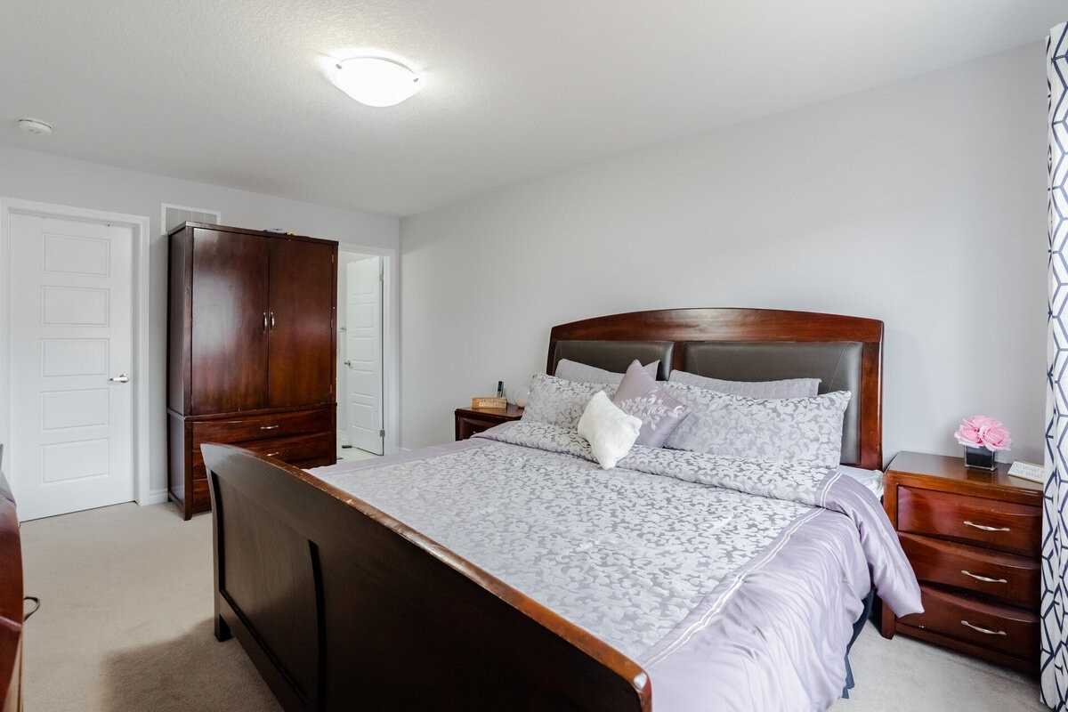455 Guelph Avenue, #16