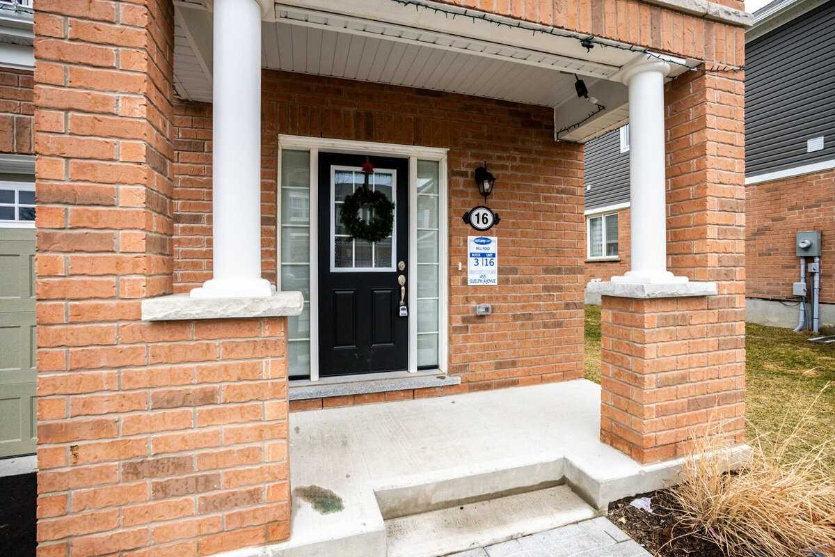 455 Guelph Avenue, #16