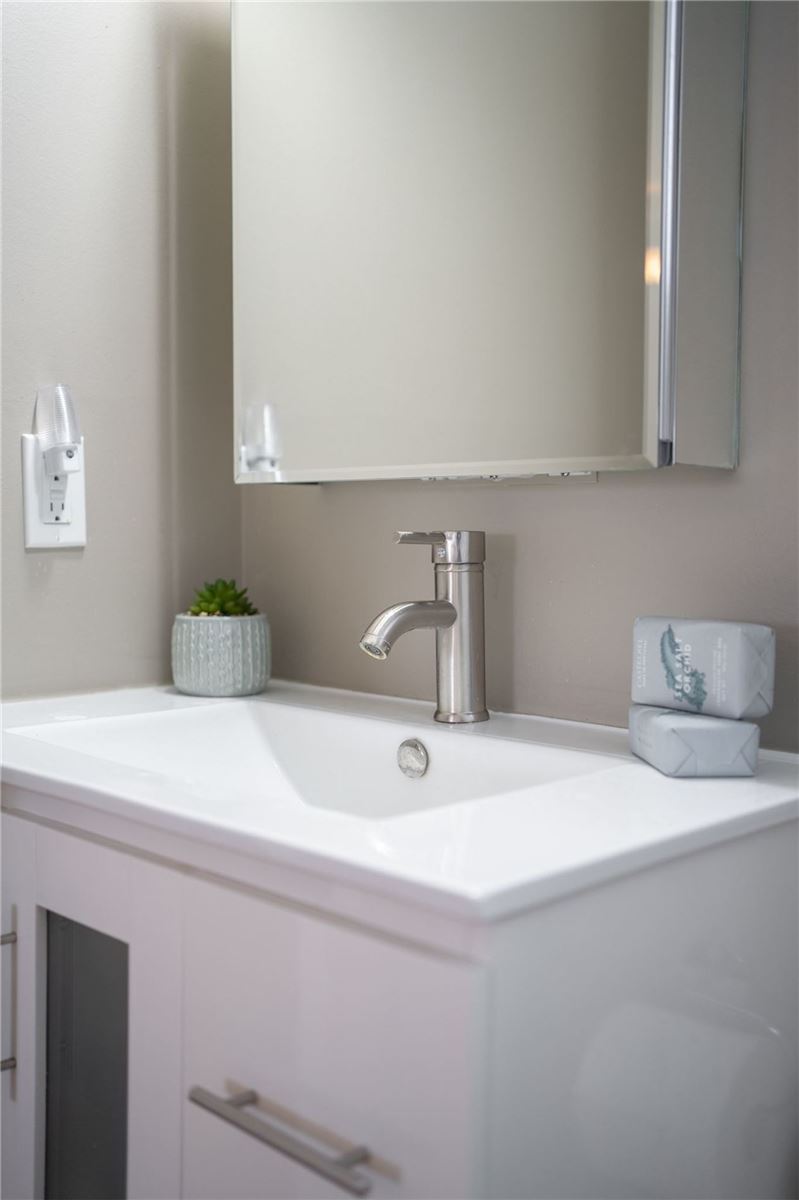 Listing X5876114 - Large Photo # 31