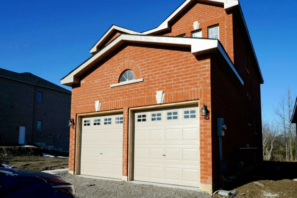 31 Carew Blvd, Kawartha Lakes