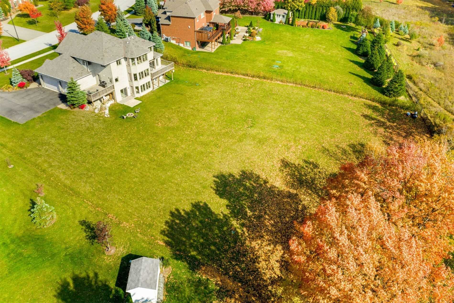 14 Headwaters Lane