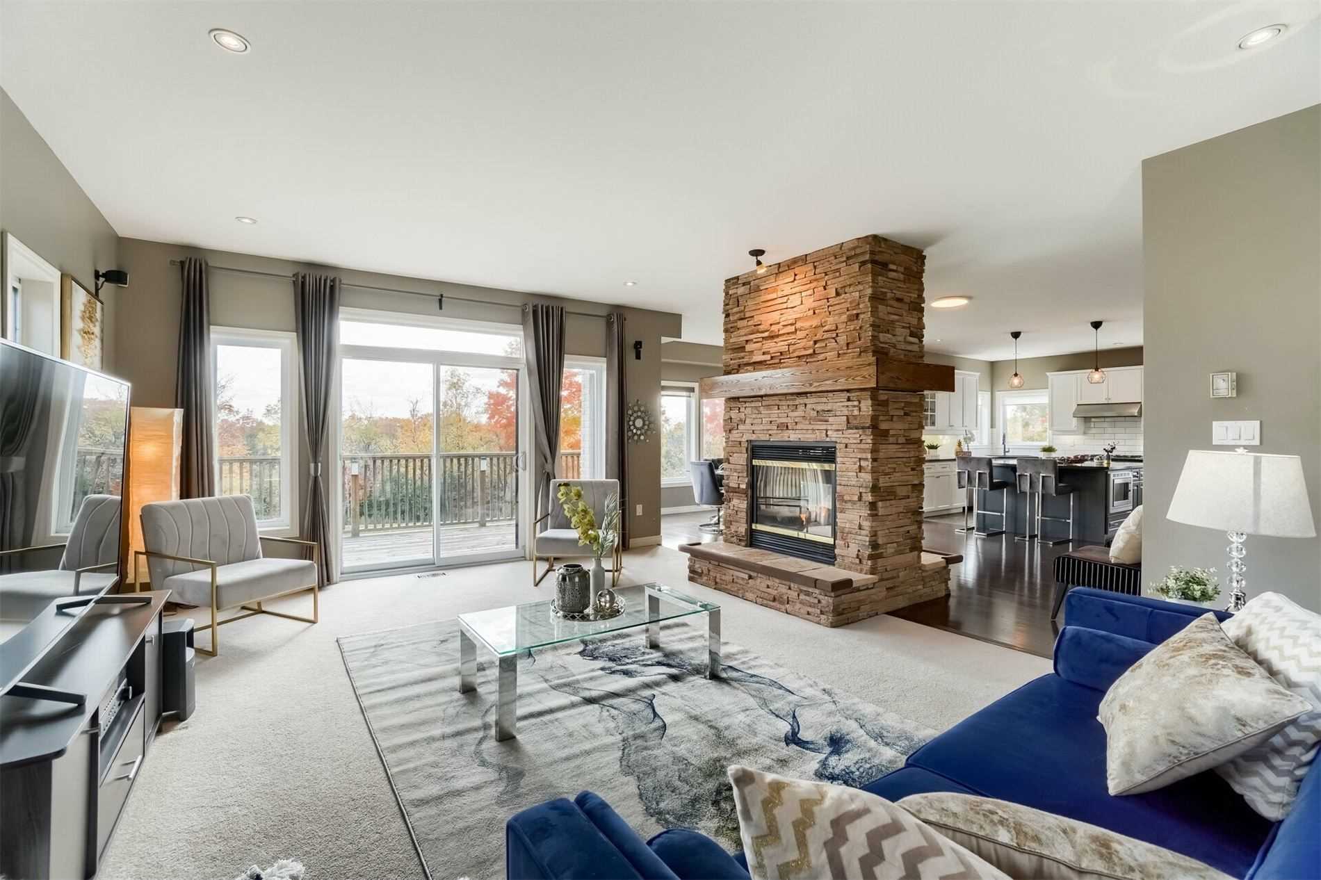14 Headwaters Lane
