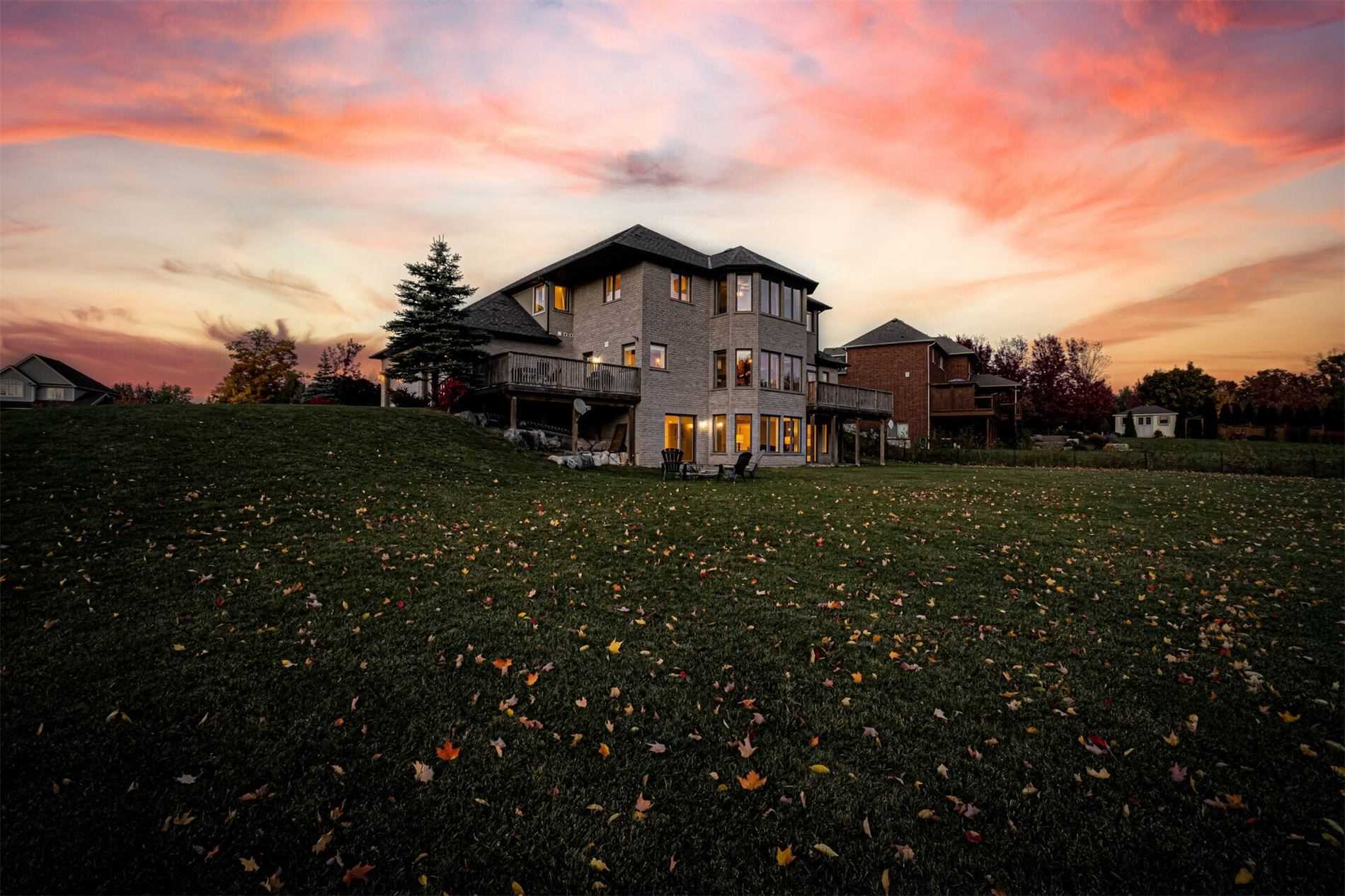 14 Headwaters Lane