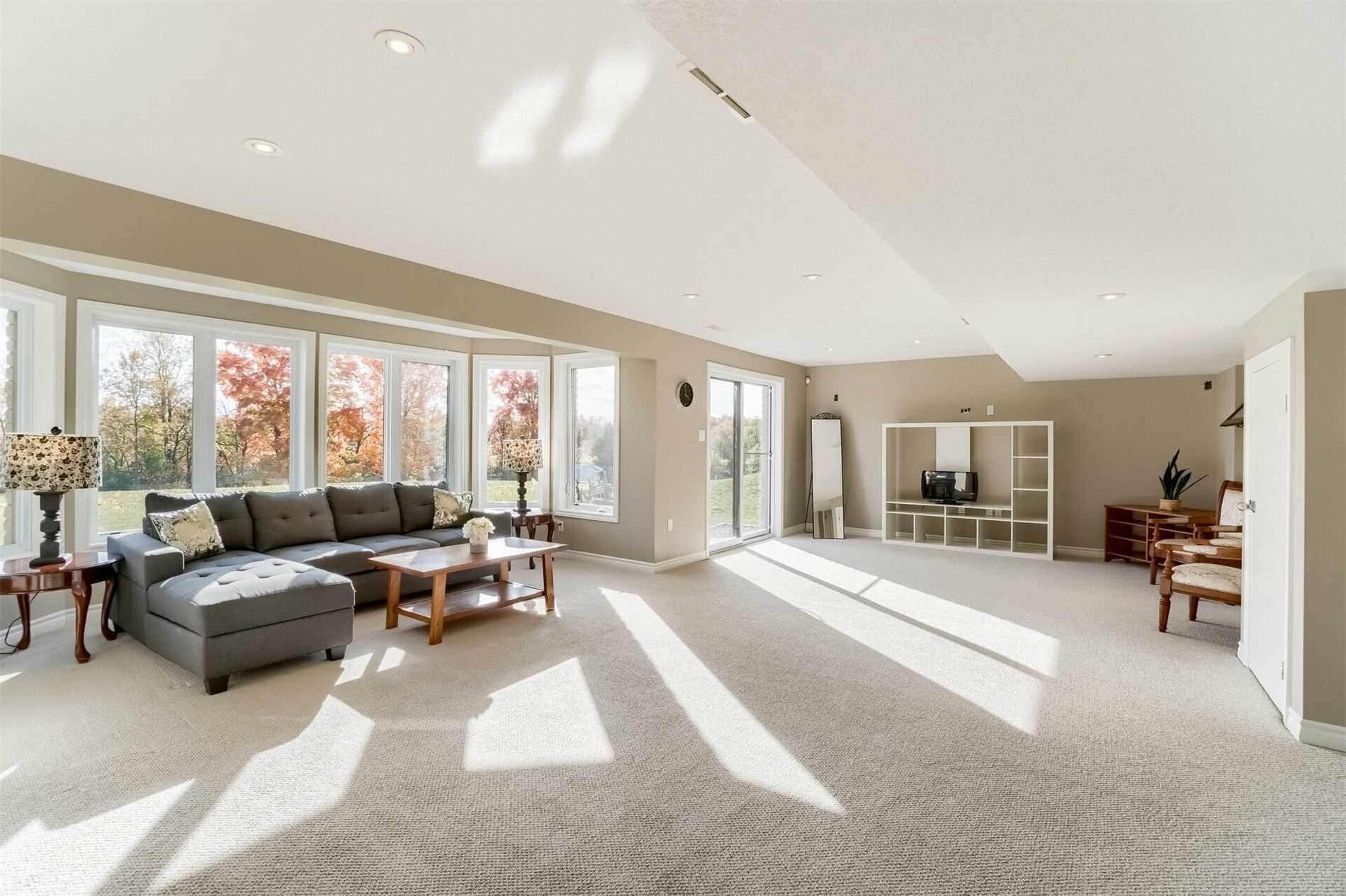 14 Headwaters Lane