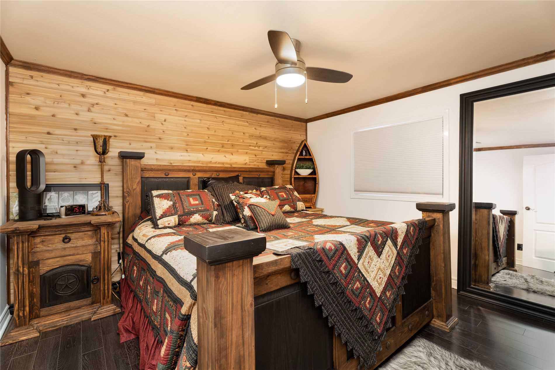 5374 Close Point Rd, #15