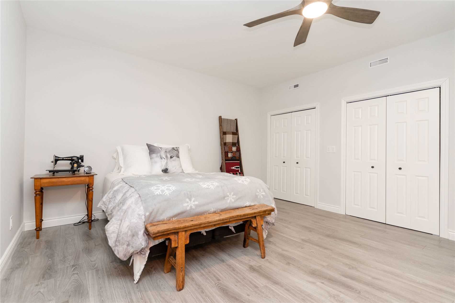 Listing X5877421 - Large Photo # 27