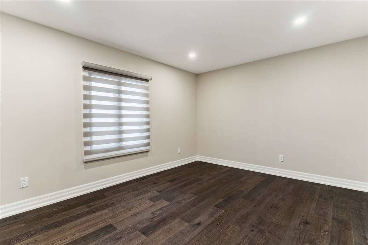 Listing X5877888 - Large Photo # 24