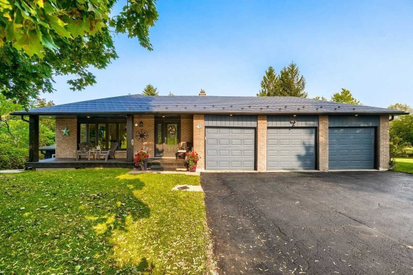 18 Crago Rd, Amaranth