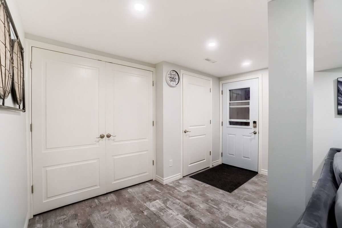 18 Crago Road