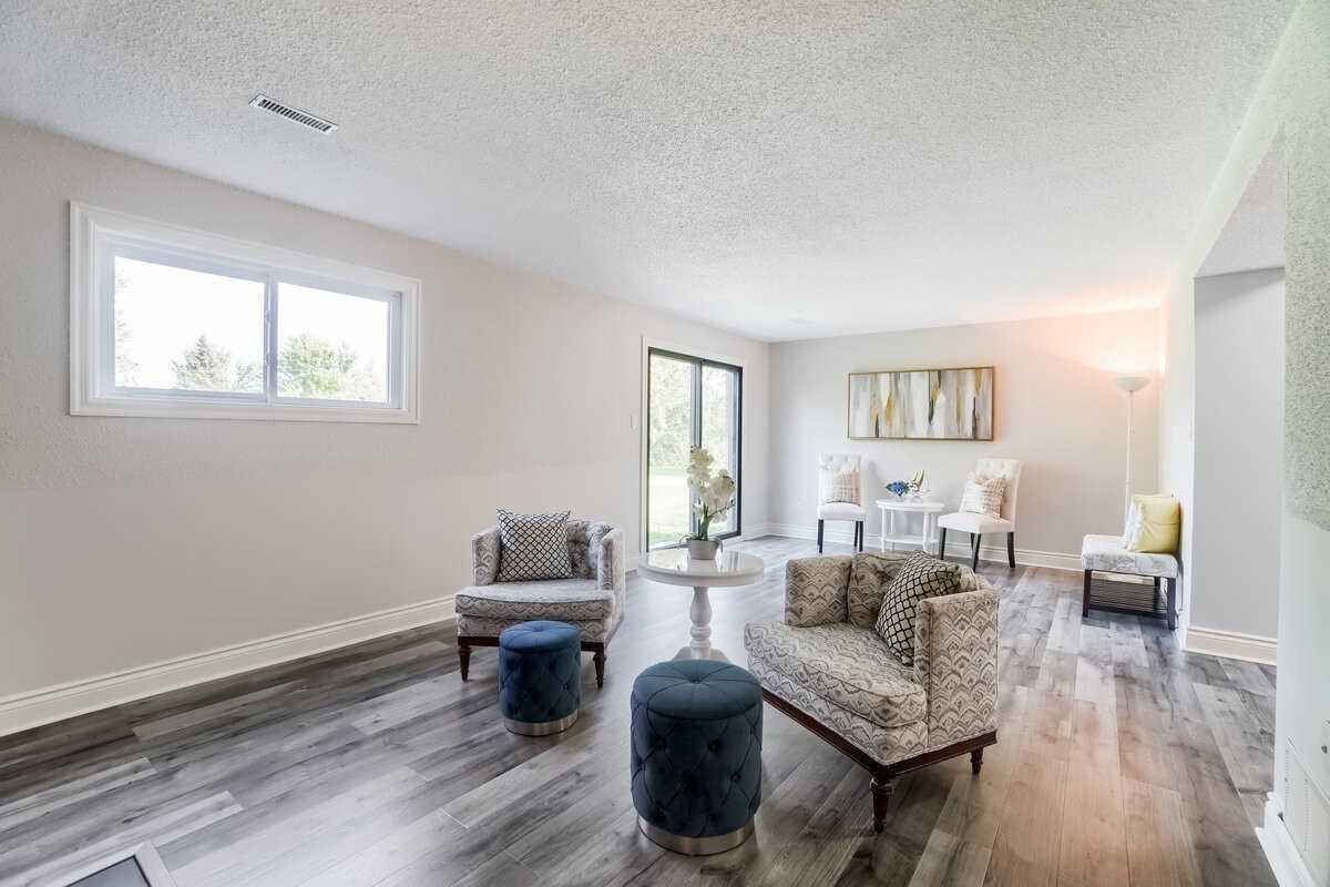 18 Crago Road