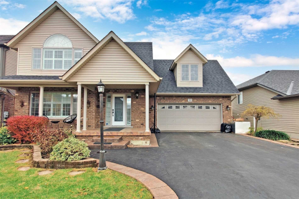 9 Sarah Cres