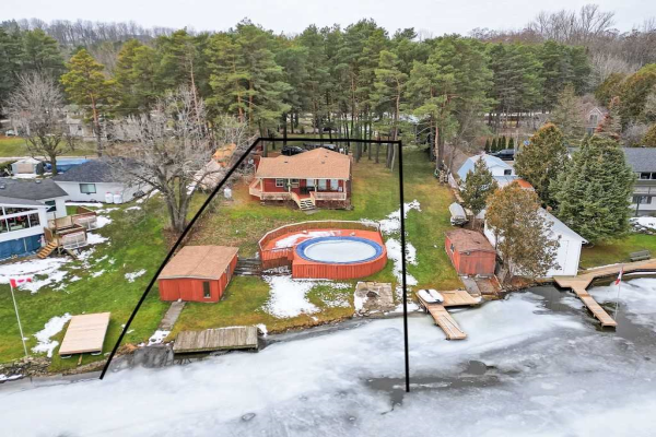 16 Waterside St, Kawartha Lakes
