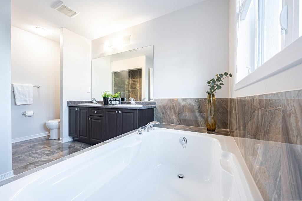 Listing X5880472 - Large Photo # 19