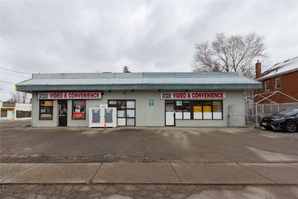 230 Erie Ave, Brantford