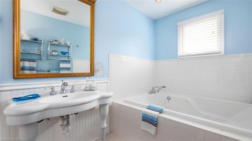 Listing X5881182 - Large Photo # 16