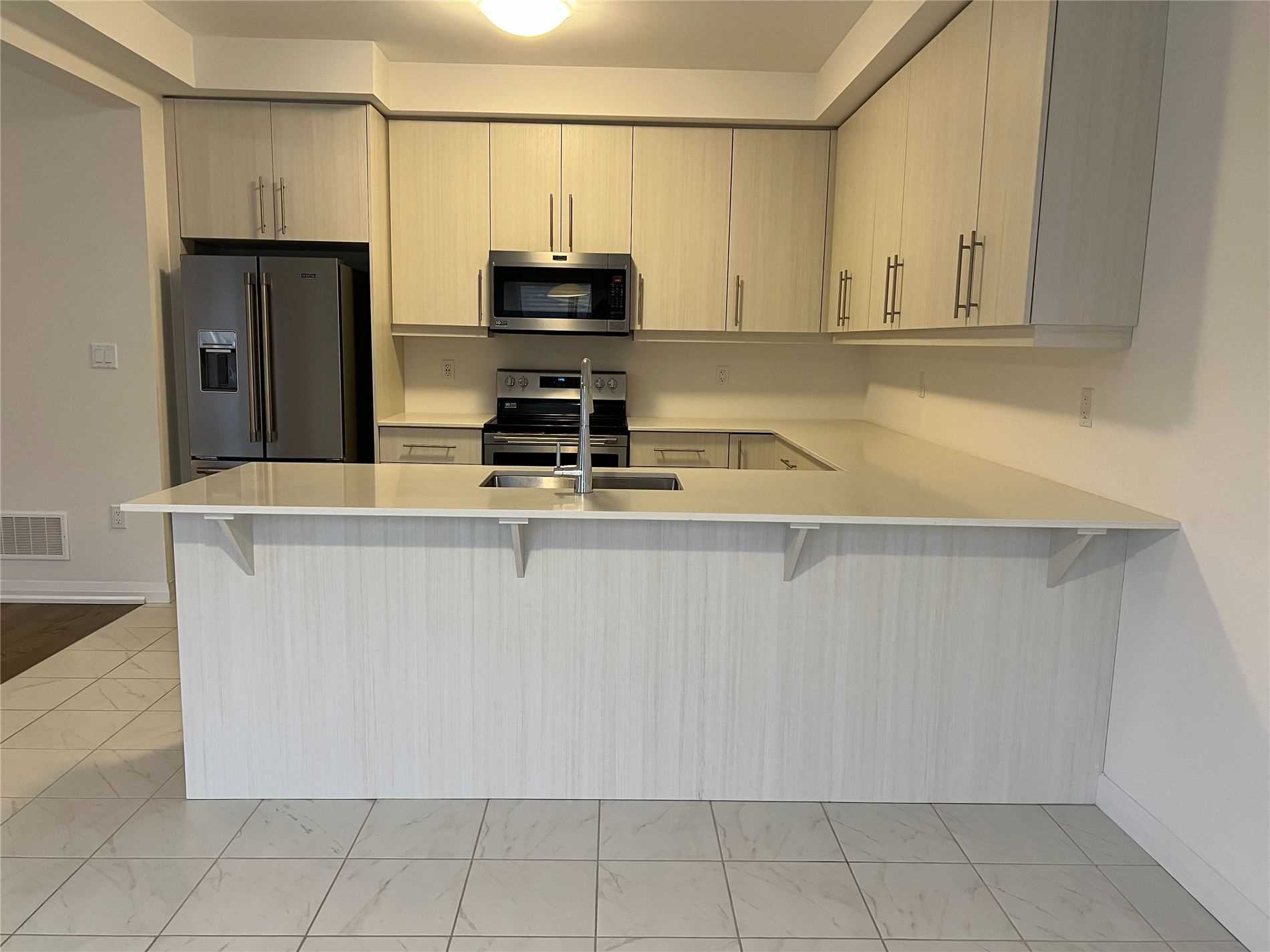 Listing X5881922 - Large Photo # 3