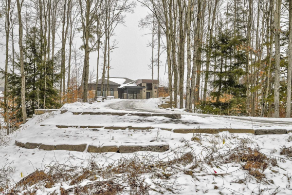 5 Tall Cedar Lane, Kawartha Lakes