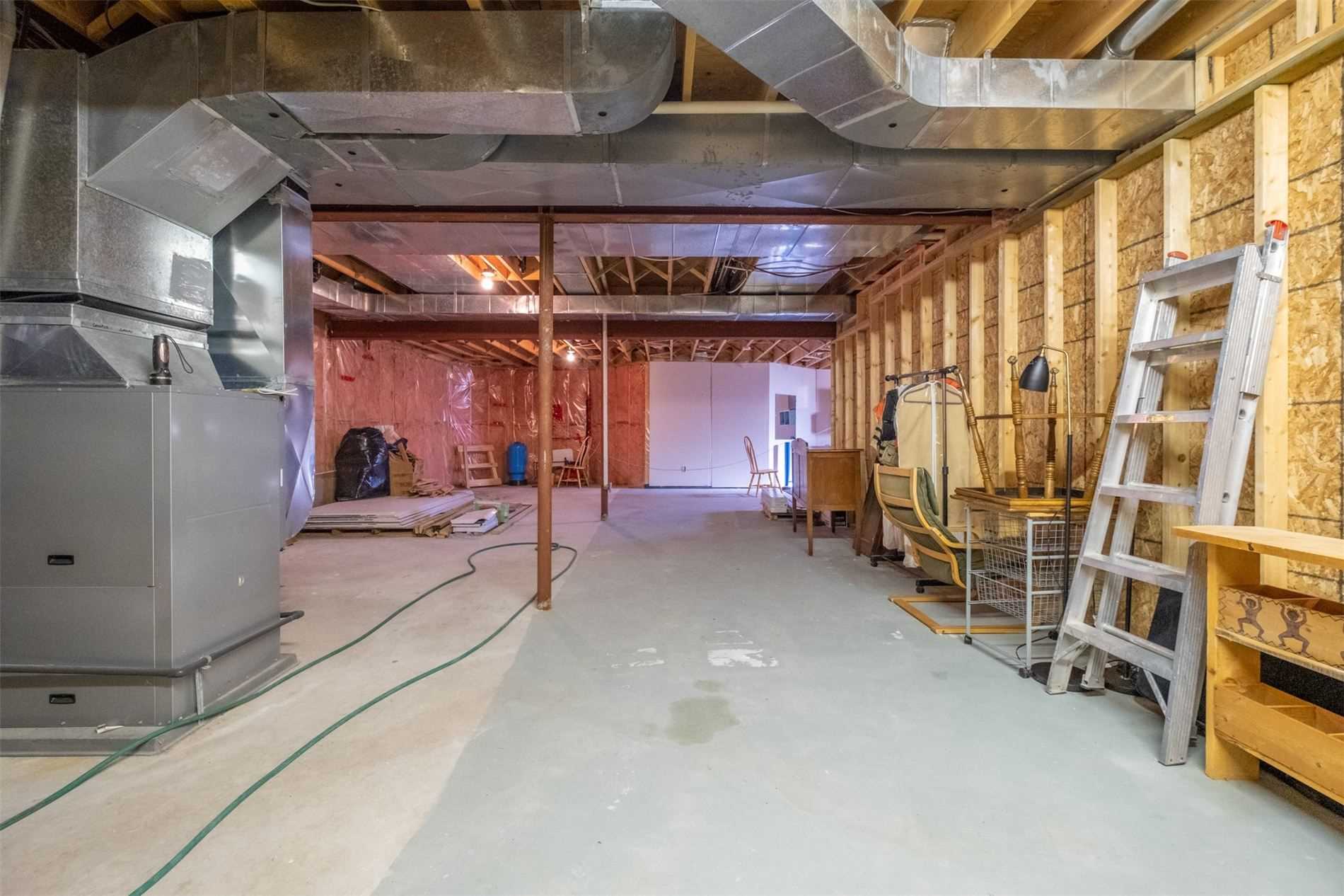 45 Hardy Dr