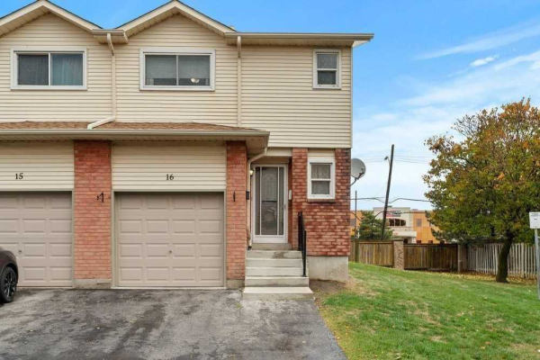 15 Derby St, Hamilton