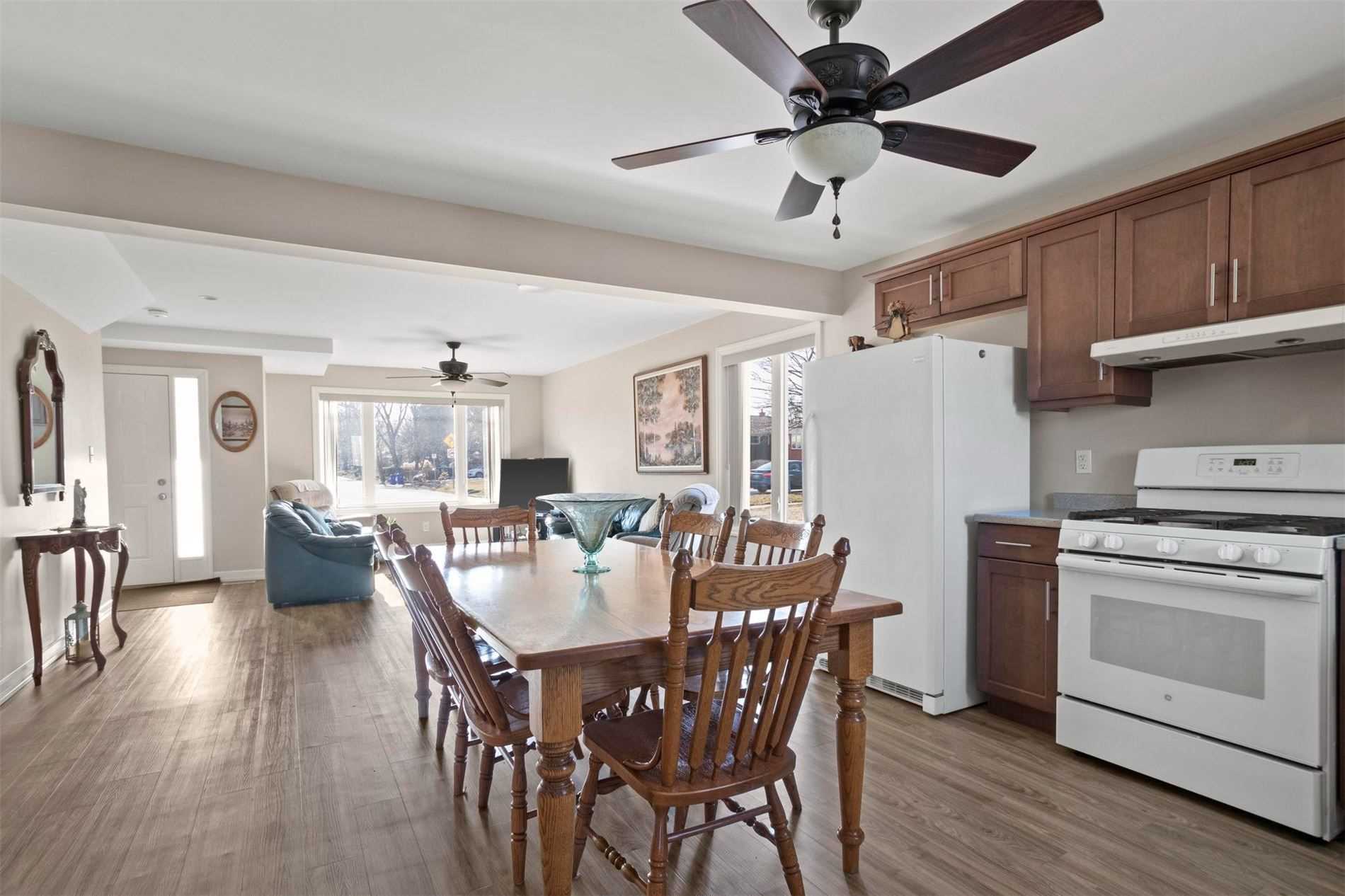 Listing X5883001 - Large Photo # 10
