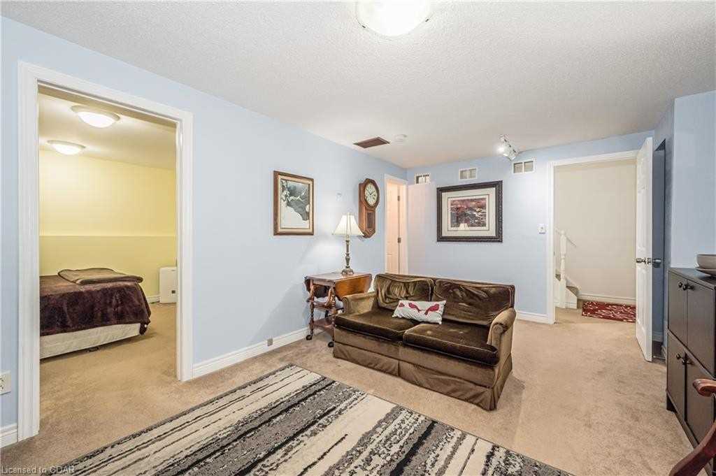 46 Mcelderry Rd